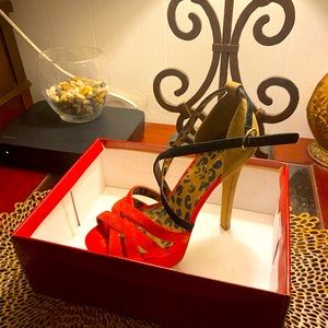 Red and beige sexy pumps! Great for dress up.